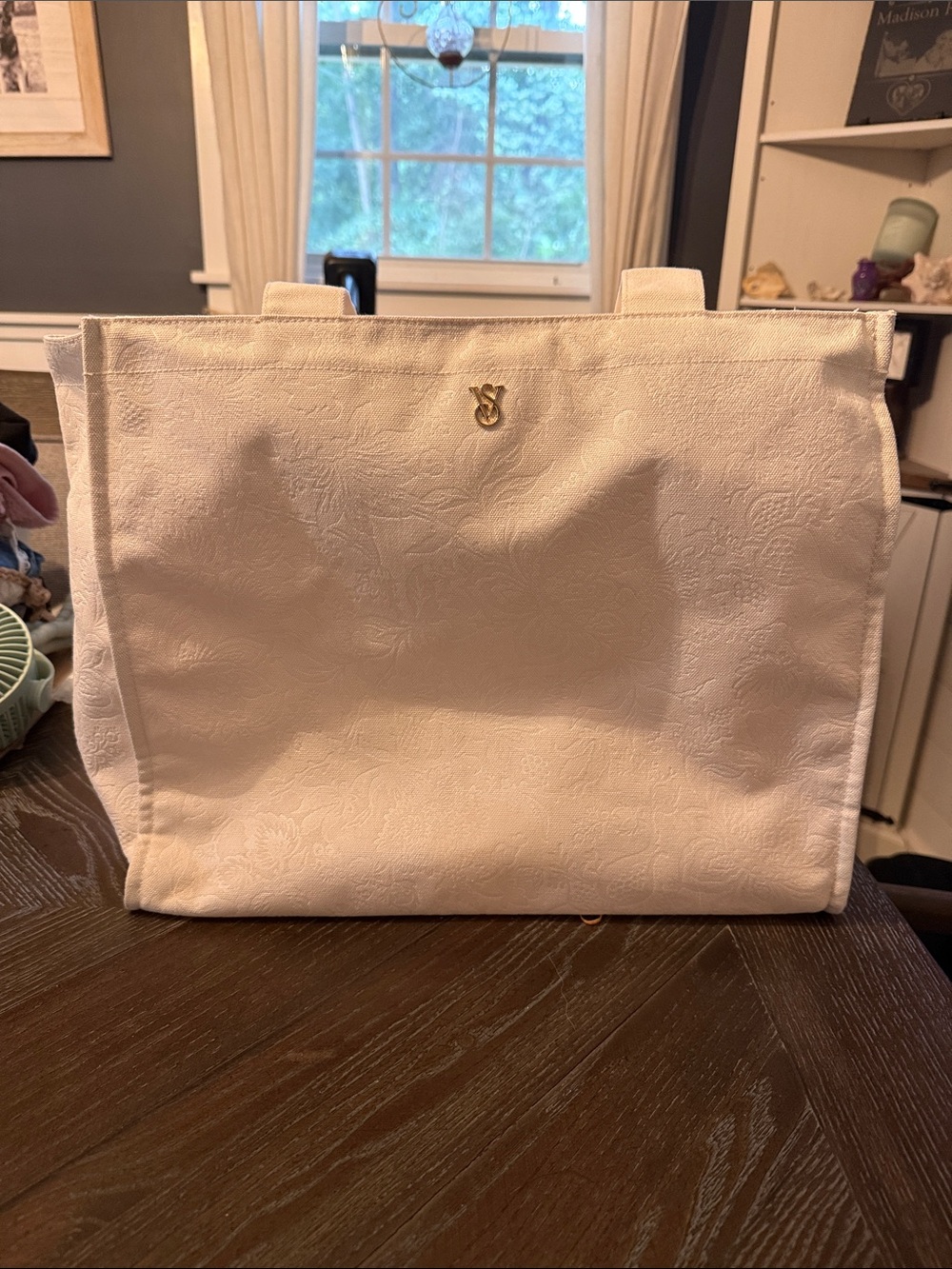 Cream VS Tote with Gold Logo Accent